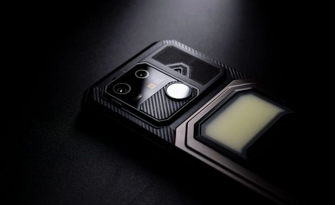 LCD 新机给我看懵了冰球突破网站刚刚公布这(图1)